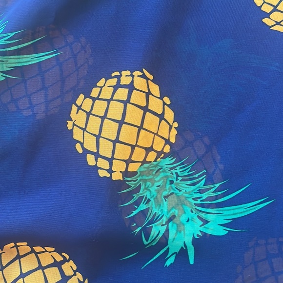 Ocean Drive Pineapple Sheer Pom Pom Trim Tank Top - Size Medium - Picture 5 of 7